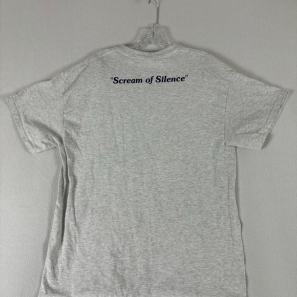 Gildan White graphic tee Scream of Silence Size L Marbled White Shirt - Picture 6 of 12